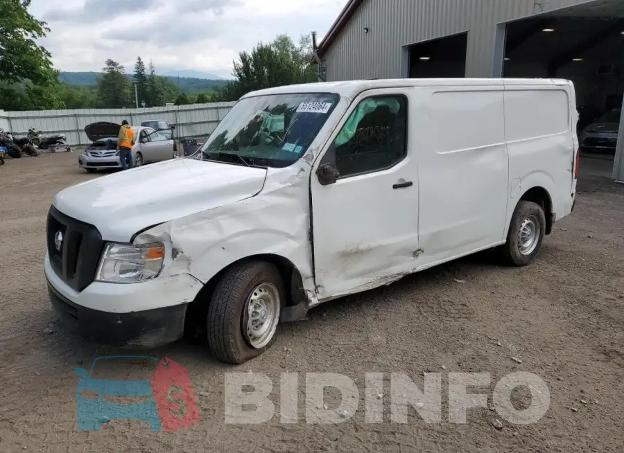 1N6BF0KM1LN810782 Photo# 1