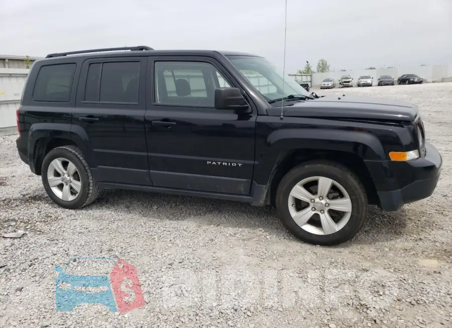 1C4NJPFB7FD203554 Photo# 4