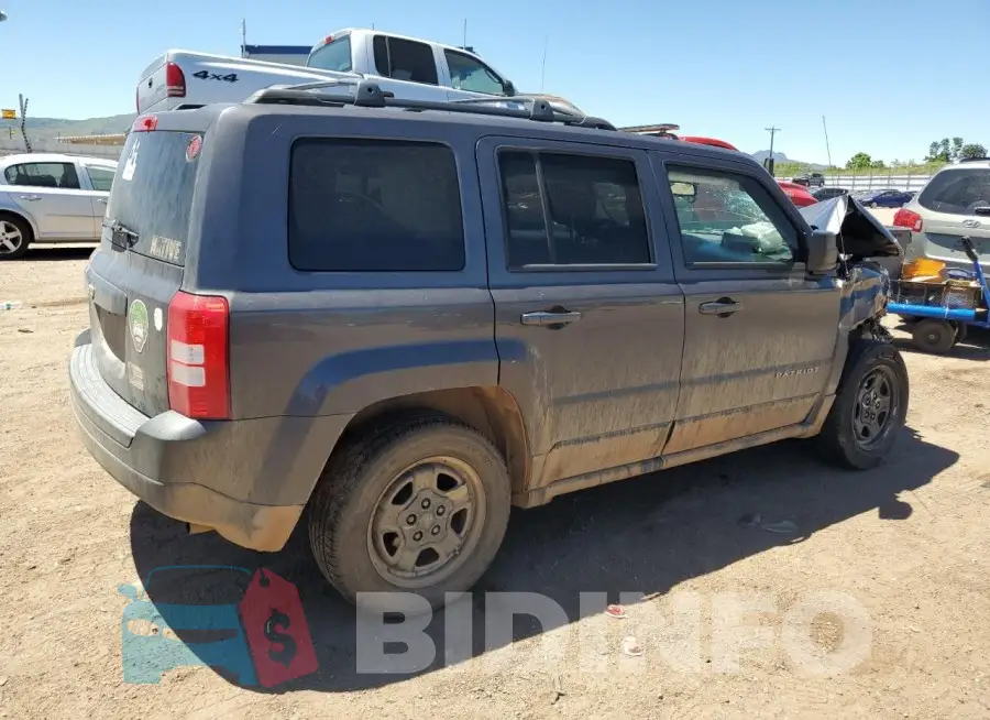 1C4NJRBB2GD579792 Photo# 3