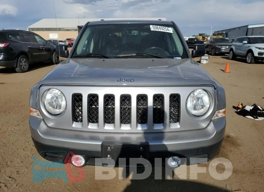 1C4NJRFB4HD165618 Photo# 5