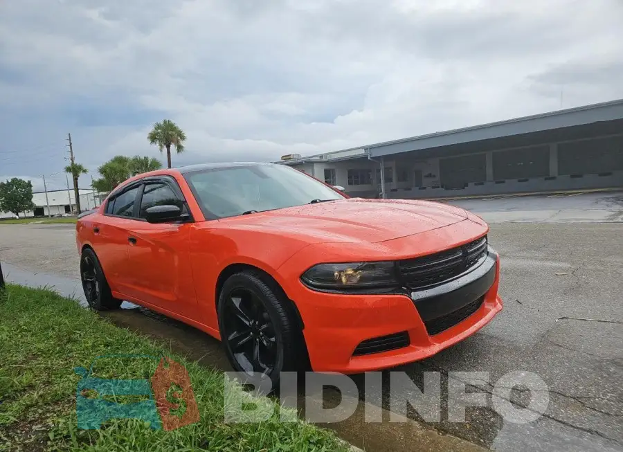 2C3CDXHG8HH576474 Photo# 1
