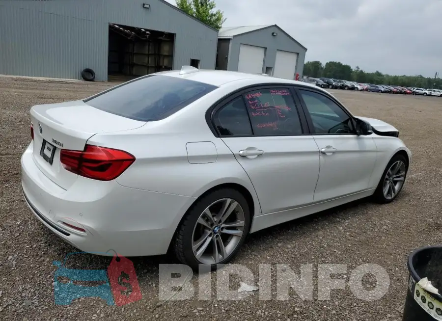 WBA8A3C56GK689594 Photo# 3