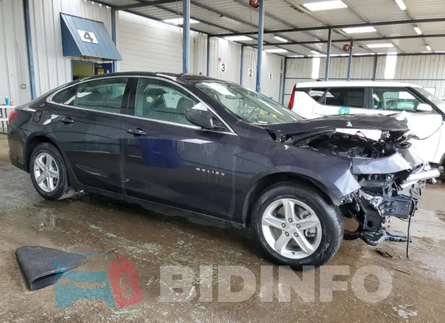 1G1ZB5ST4NF193403 Photo# 4
