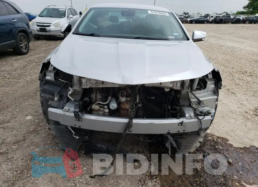 2G1165S30F9107029 Photo# 5