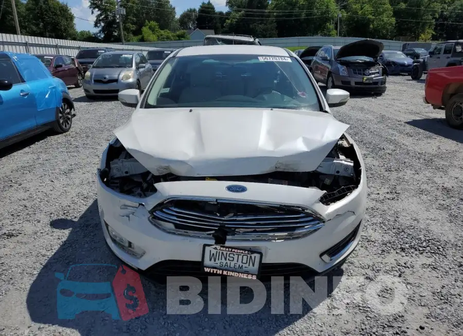 1FADP3N24GL332675 Photo# 5