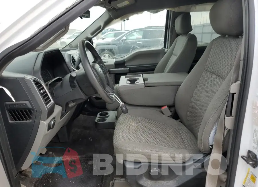 1FTFX1EFXGKF74077 Photo# 7