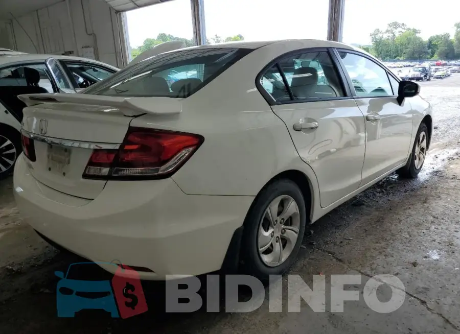 19XFB2F57FE108232 Photo# 3
