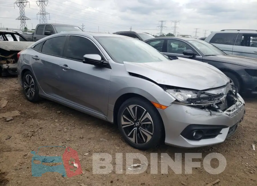 19XFC1F77HE008370 Photo# 4