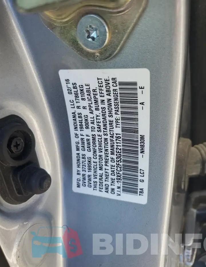 19XFC2F53GE211761 Photo# 12