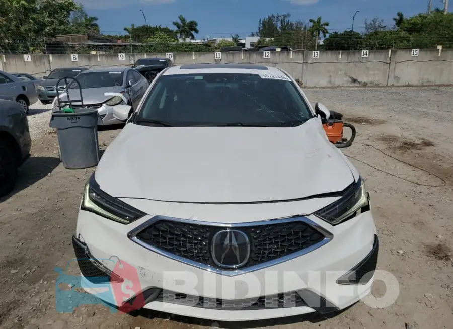 19UDE2F75MA010477 Photo# 5