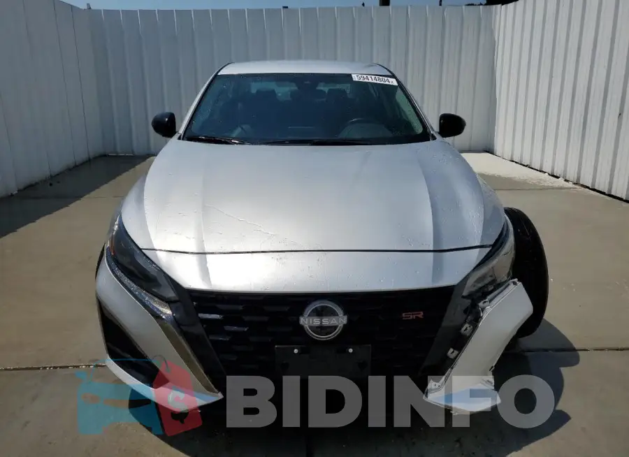 1N4BL4CV9PN383034 Photo# 5