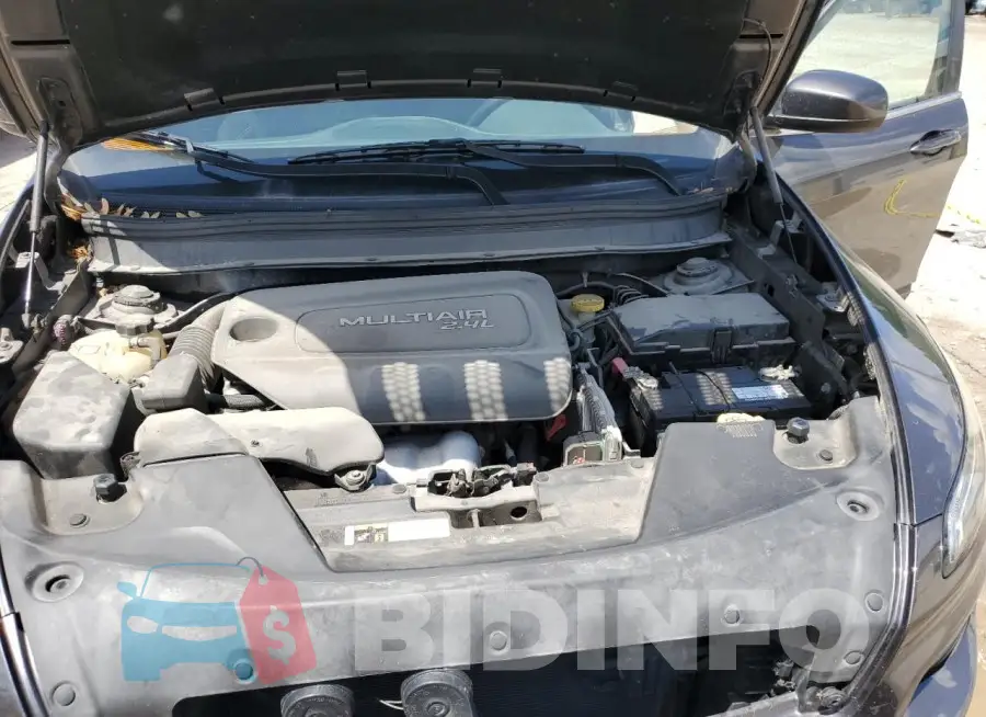 1C4PJLCB7FW548402 Photo# 11