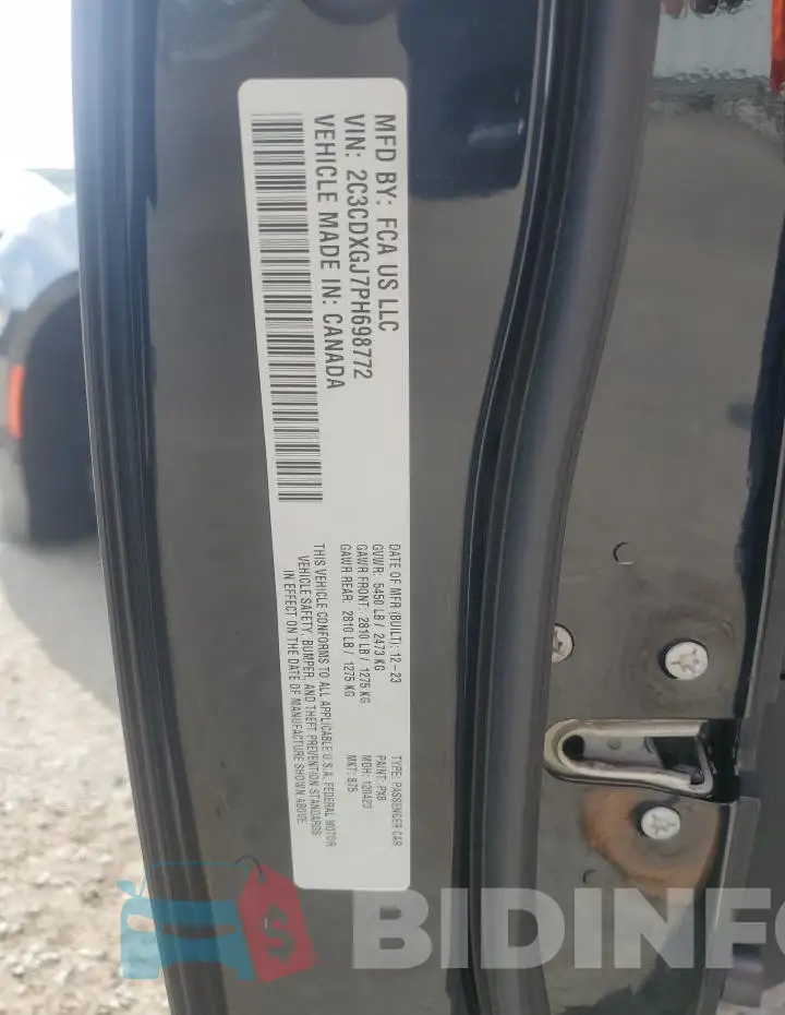 2C3CDXGJ7PH698772 Photo# 12