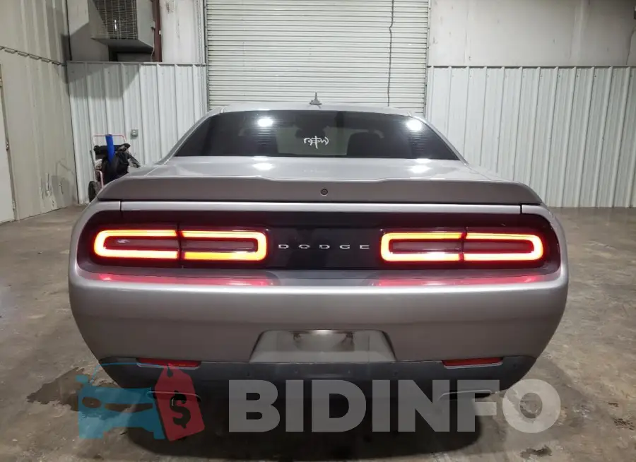 2C3CDZAGXJH259386 Photo# 6