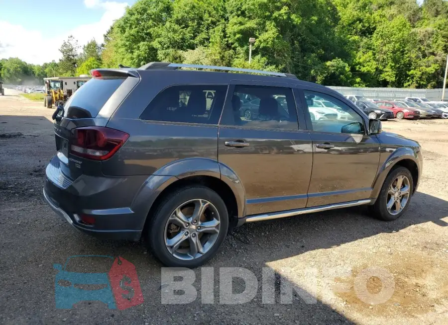 3C4PDCGG8HT571743 Photo# 3
