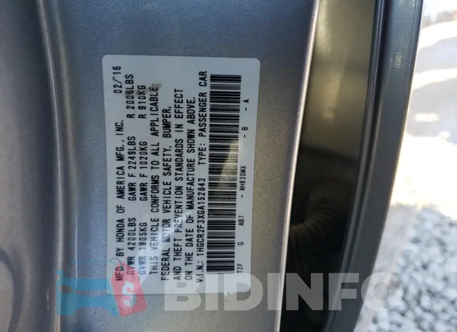 1HGCR2F3XGA152843 Photo# 12