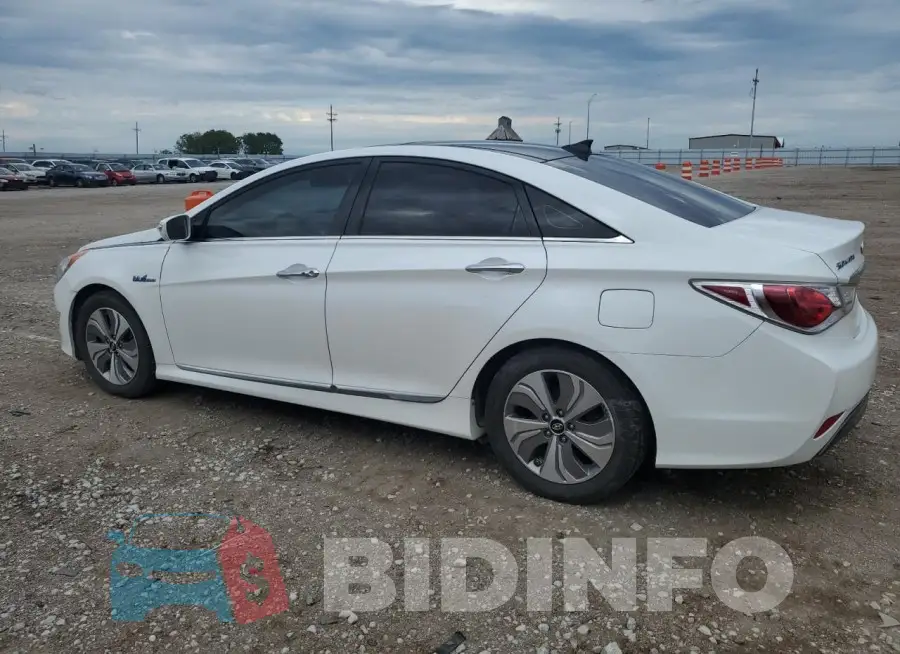 KMHEC4A44FA131291 Photo# 2