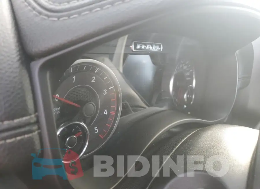 3C63R3EL3MG588265 Photo# 9