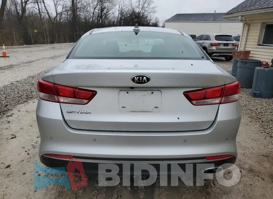 5XXGT4L33JG261772 Photo# 6