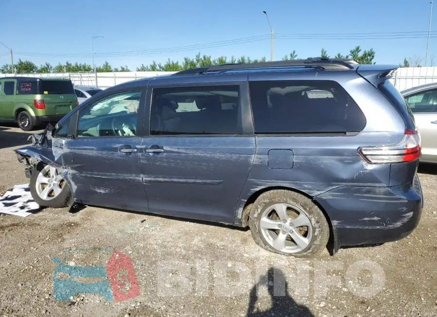 5TDKZ3DCXHS826402 Photo# 2