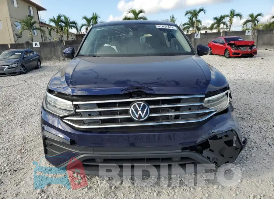3VV3B7AX4NM036176 Photo# 5