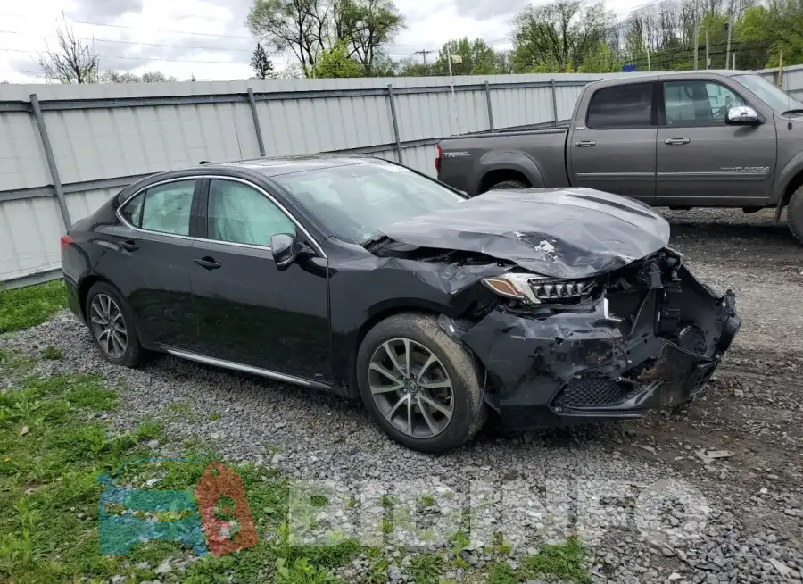19UUB2F50JA010924 Photo# 4