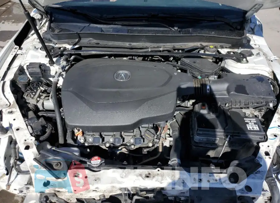 19UUB3F68JA000902 Photo# 11