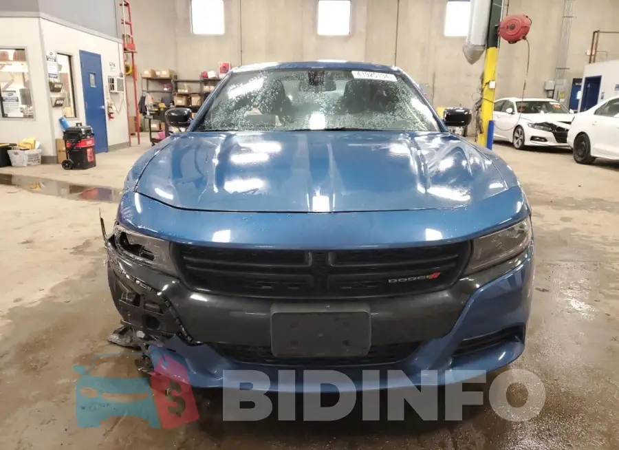 2C3CDXJG9PH577268 Photo# 5