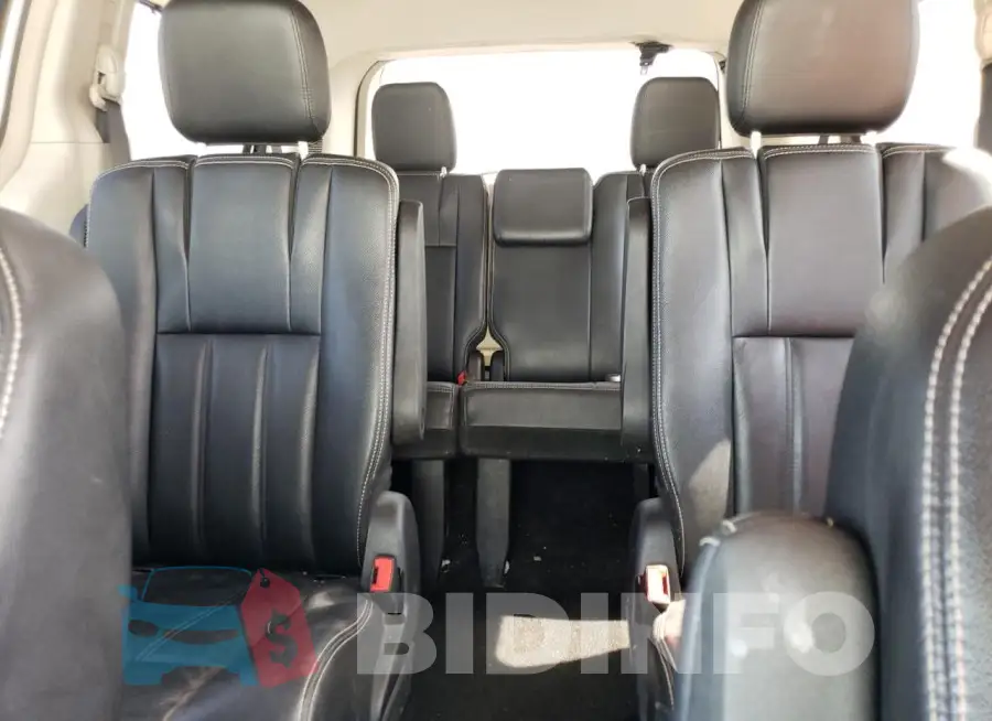 2C4RC1BGXFR663136 Photo# 10