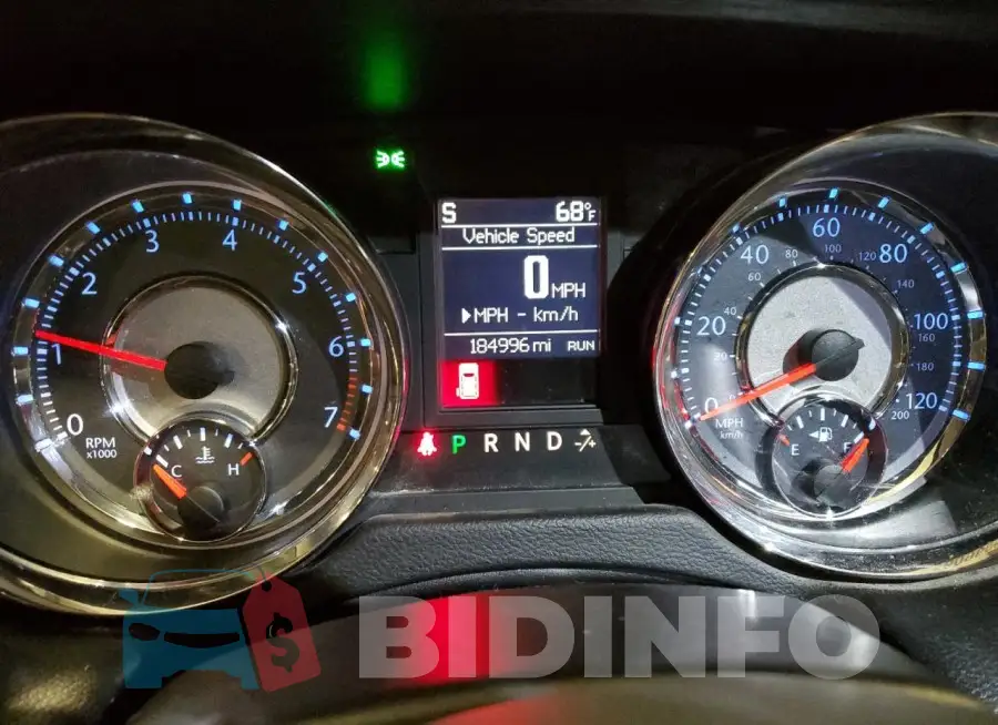 2C4RC1GG2GR308181 Photo# 9