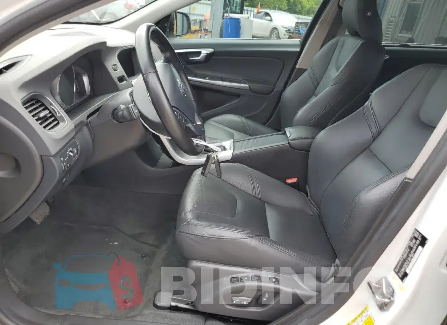 LYV402TM7HB149094 Photo# 7