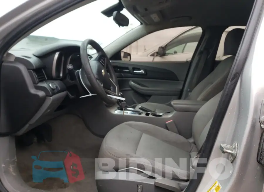 1G11B5SL3FF113927 Photo# 7
