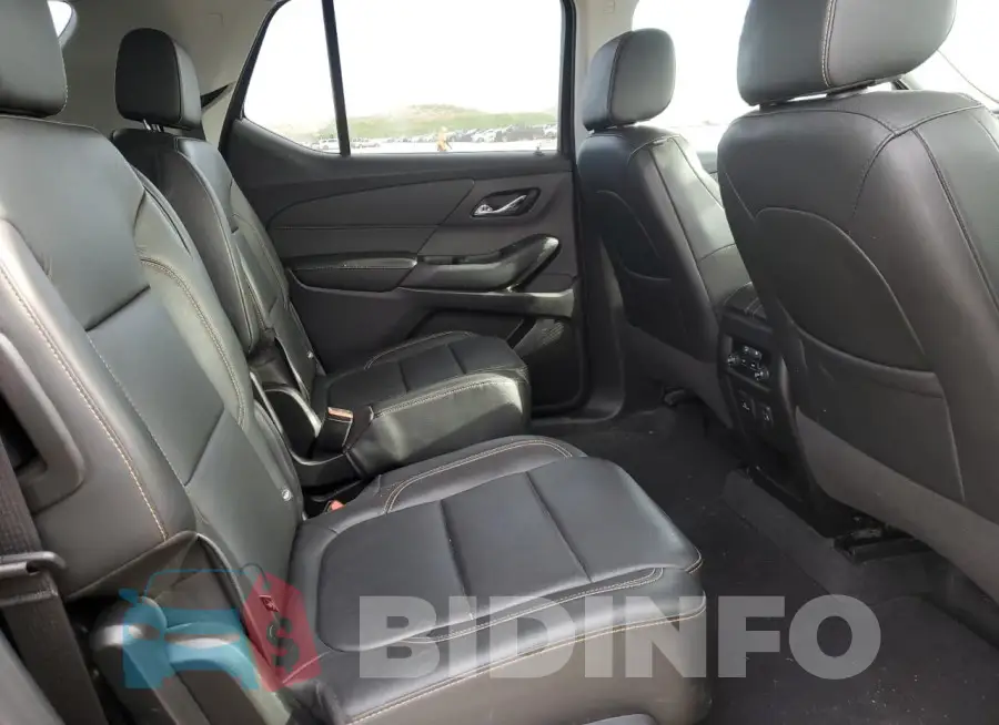 1GNEVHKW3LJ111672 Photo# 10