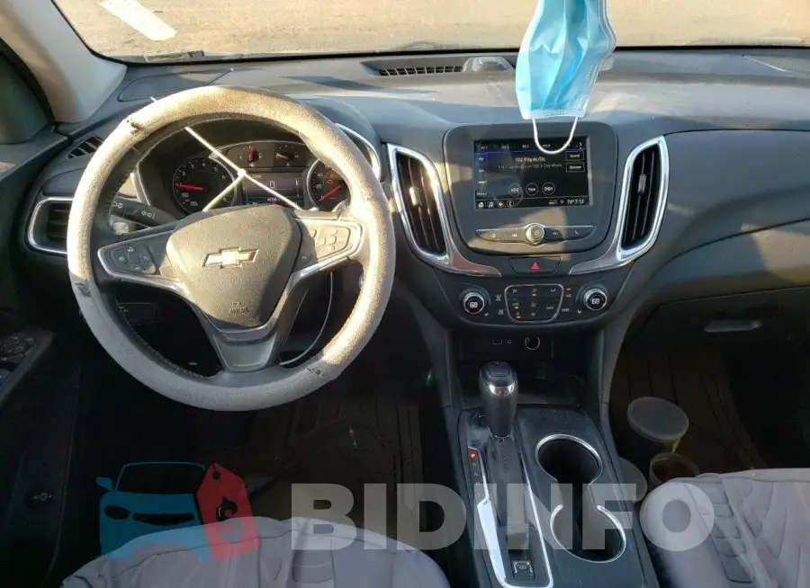 2GNAXUEV3K6171483 Photo# 8