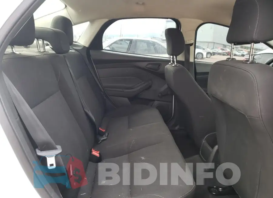 1FADP3E24JL312515 Photo# 10