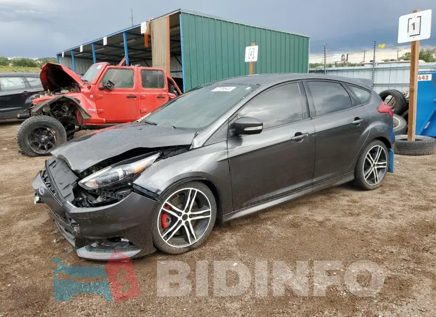 1FADP3L93HL273152 Photo# 1