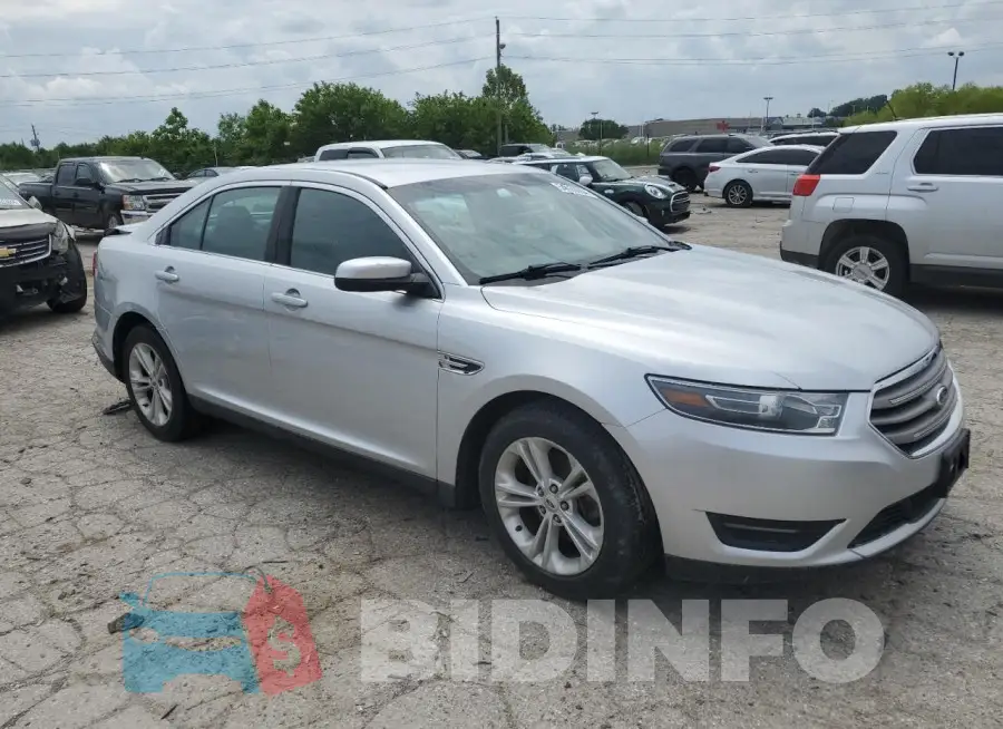 1FAHP2E82FG142719 Photo# 4