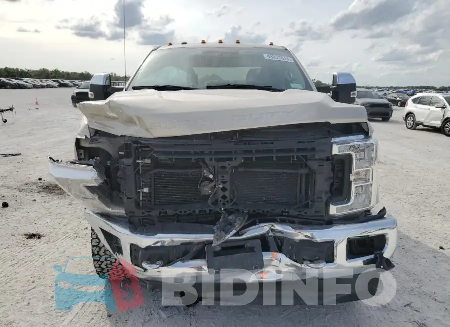 1FT8W3BT2JEB48486 Photo# 5