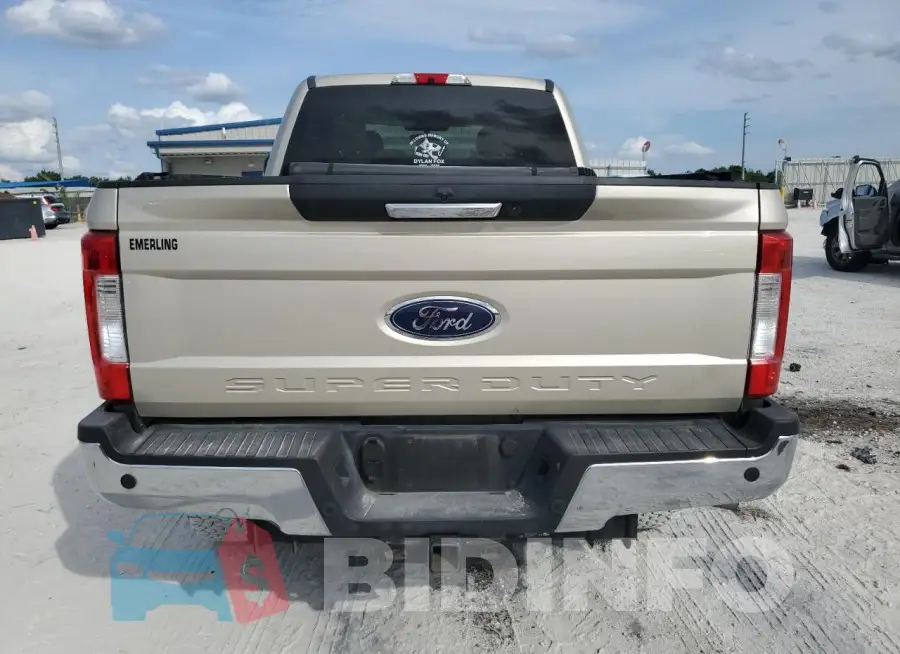1FT8W3BT2JEB48486 Photo# 6