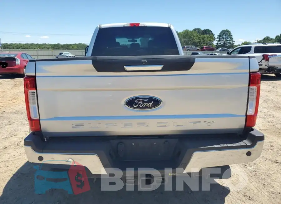 1FT8W3DT2JEB34147 Photo# 6
