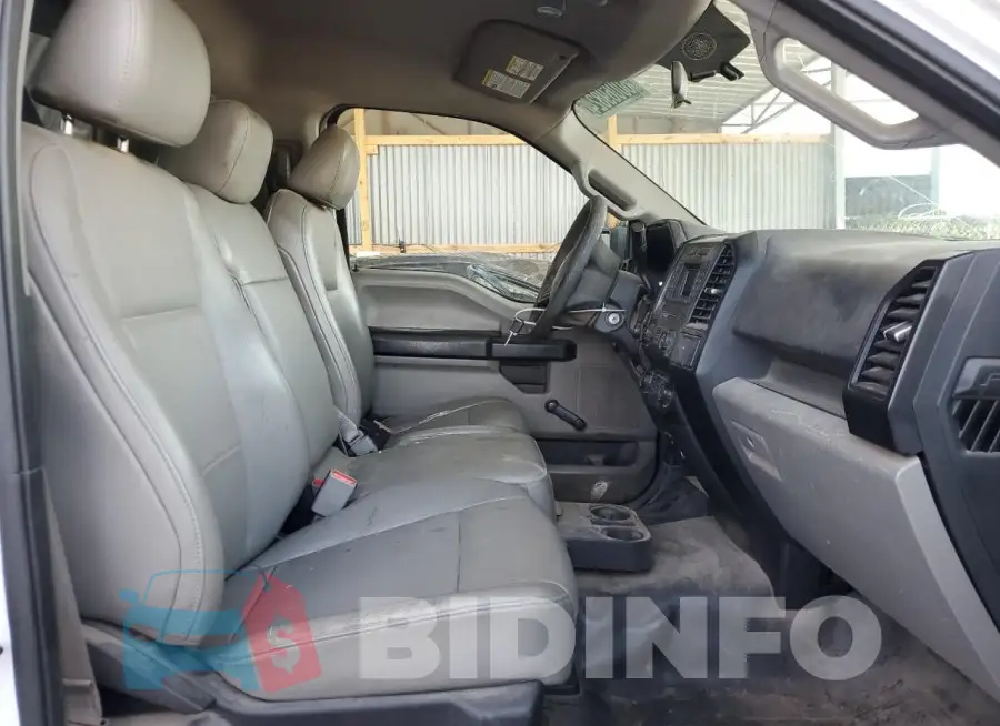 1FTMF1E87HKD44218 Photo# 10