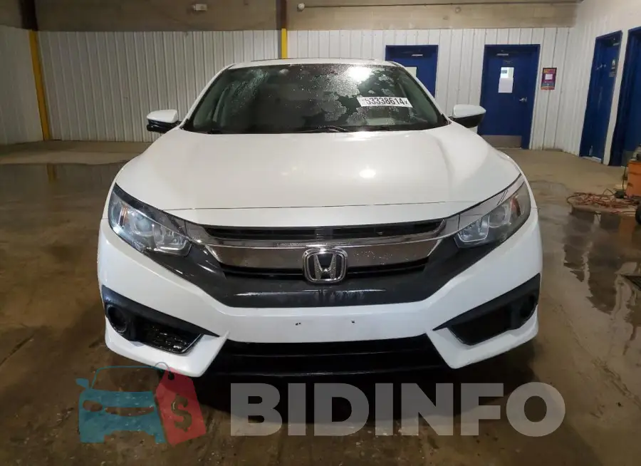 19XFC2F81HE055876 Photo# 5