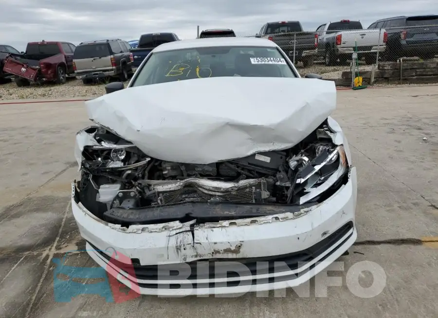 3VW267AJ9GM314614 Photo# 5