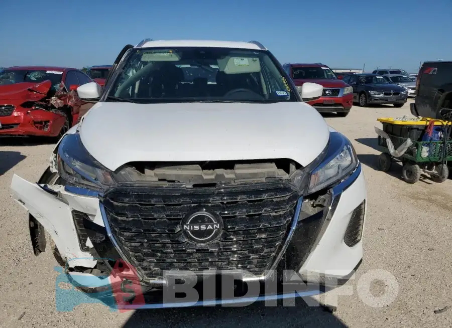 3N1CP5CV5PL494417 Photo# 5