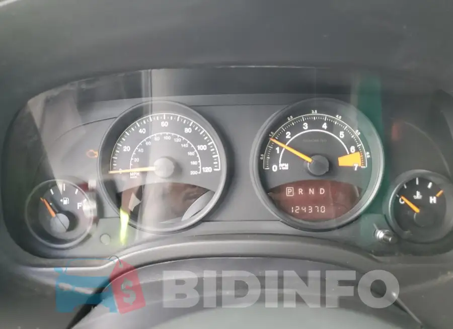 1C4NJPBA6FD428965 Photo# 9