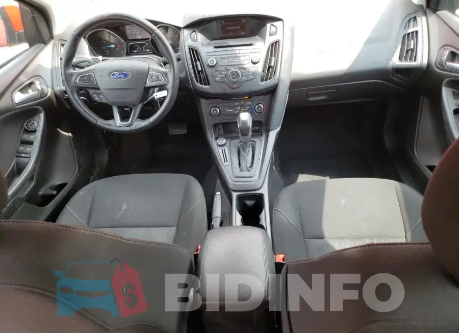 1FADP3F23GL243131 Photo# 8