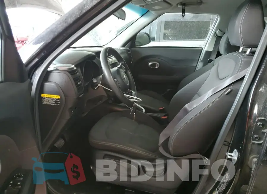 KNDJN2A24F7115993 Photo# 7