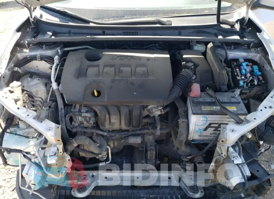 2T1BURHE9HC957388 Photo# 11