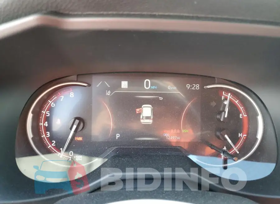 2T3W1RFV3RW303216 Photo# 9
