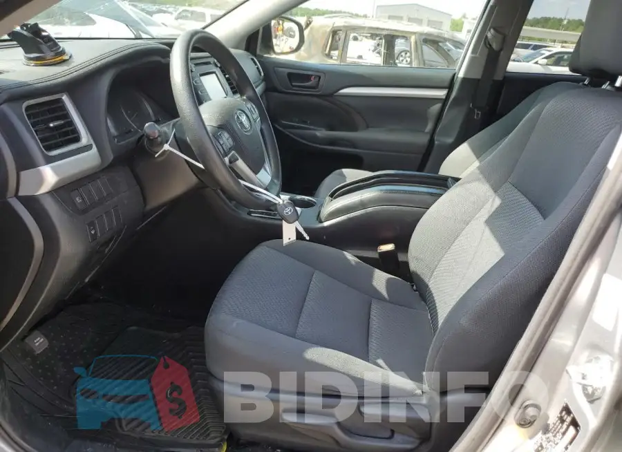 5TDZZRFH1JS267113 Photo# 7